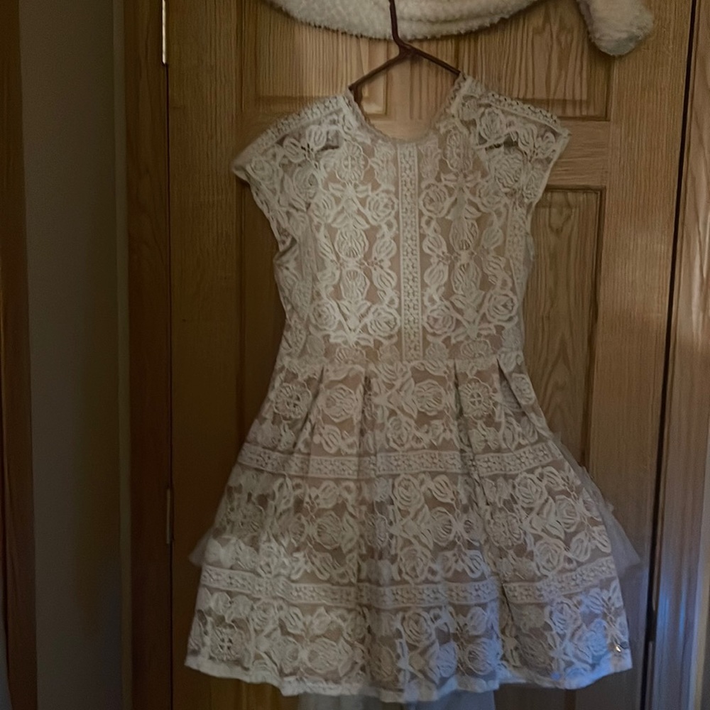 Francesca’s small junior white lace Dress
